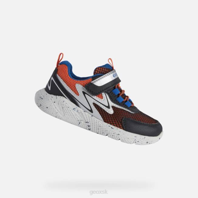 8ZHJ1289 oranžová/čierna Geox šprintérsky chlapec