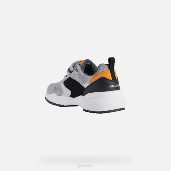 8ZHJ1360 šedá/oranžová Geox heevok chlapec