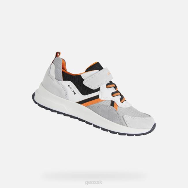 8ZHJ1393 biely Geox briezee chlapec