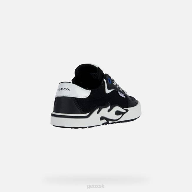 8ZHJ1949 čierna biela Geox abecedný chlapec