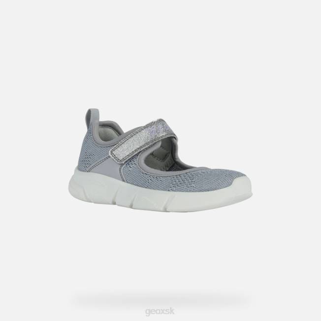 8ZHJ987 striebro Geox aril dievča