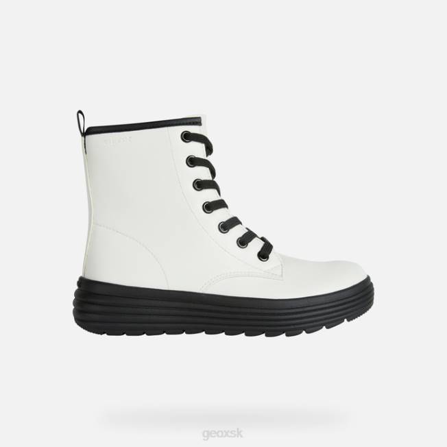 8ZHJ1168 biely Geox phaolae dievča