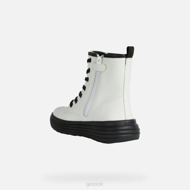 8ZHJ1168 biely Geox phaolae dievča