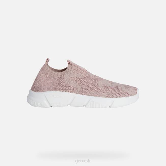 8ZHJ1003 svetlá ruža Geox aril dievča