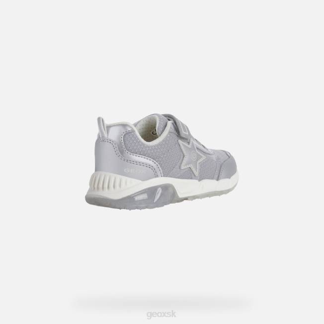 8ZHJ1202 striebro Geox spaziale dievča