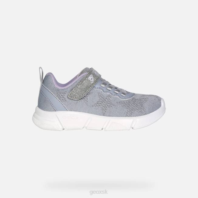 8ZHJ1183 striebro/orgován Geox aril dievča