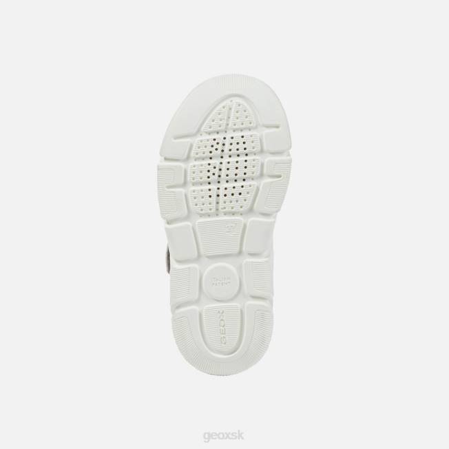 8ZHJ984 striebro/orgován Geox aril dievča