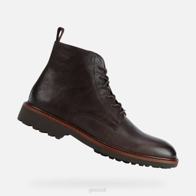 8ZHJ883 kávu Geox cannaregio človek