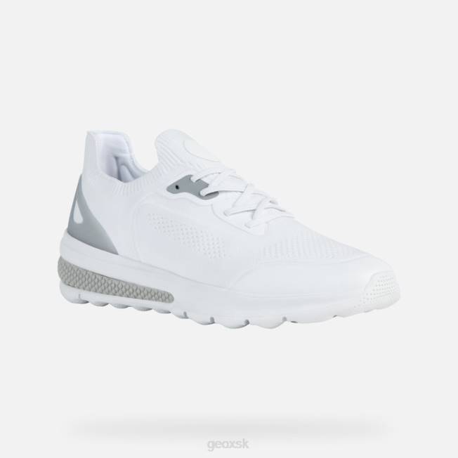 8ZHJ633 biely Geox spherica actif človek