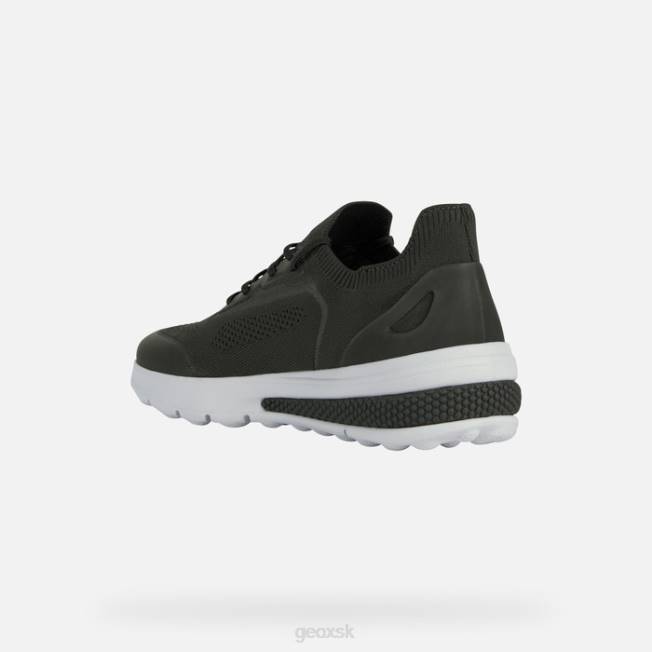 8ZHJ634 vojenské Geox spherica actif človek