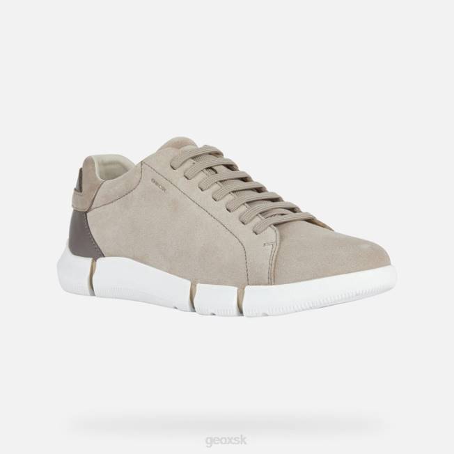 8ZHJ647 piesku Geox adaptačný človek