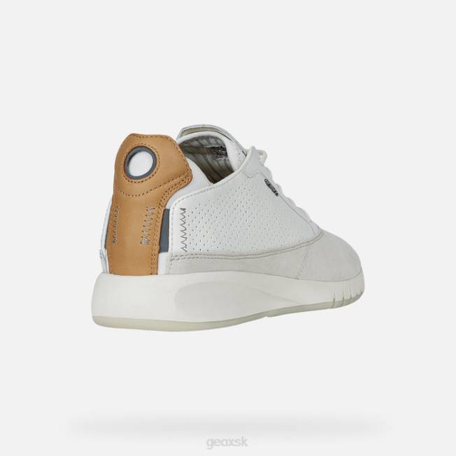 8ZHJ800 papyrus/biely Geox aerantis človek