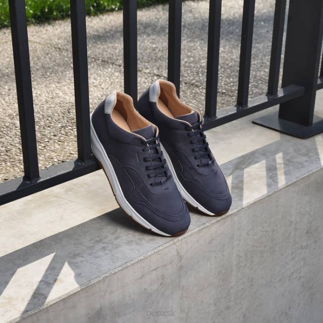 8ZHJ872 námorníctvo Geox radente človek