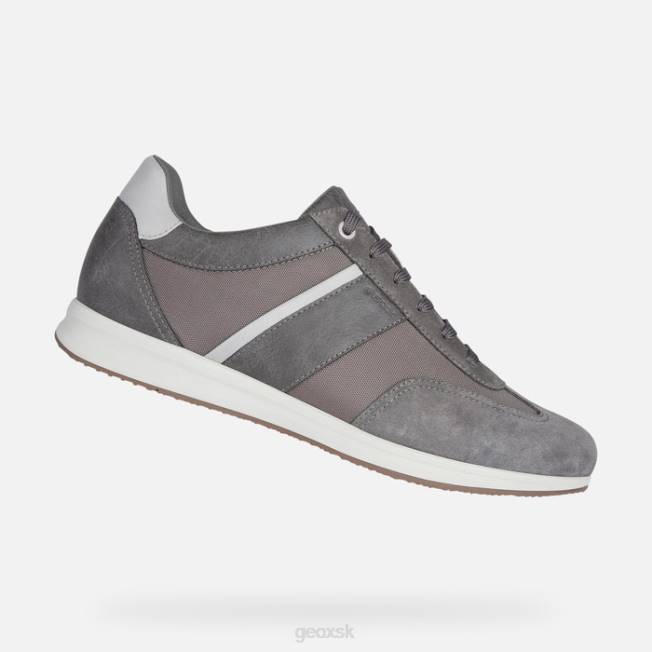 8ZHJ923 sivá Geox avery človek