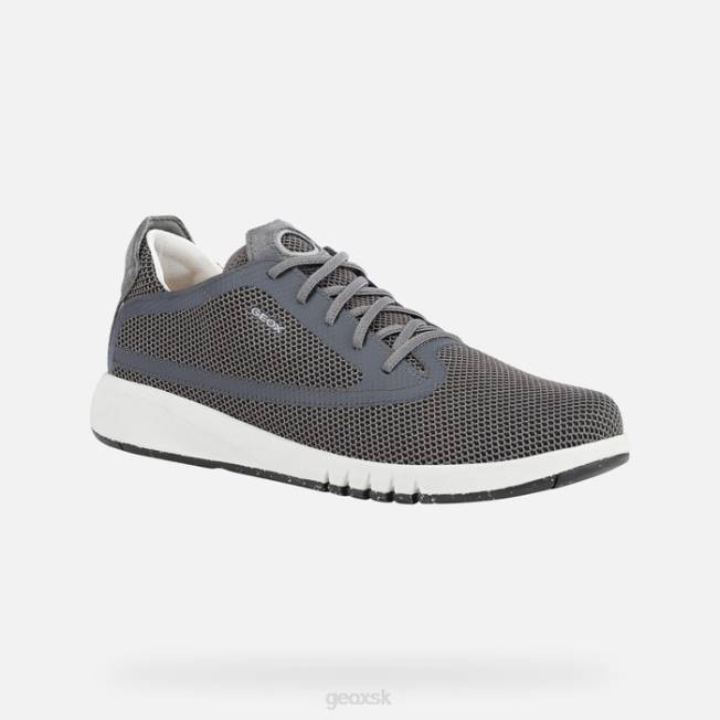 8ZHJ926 antracit Geox aerantis človek