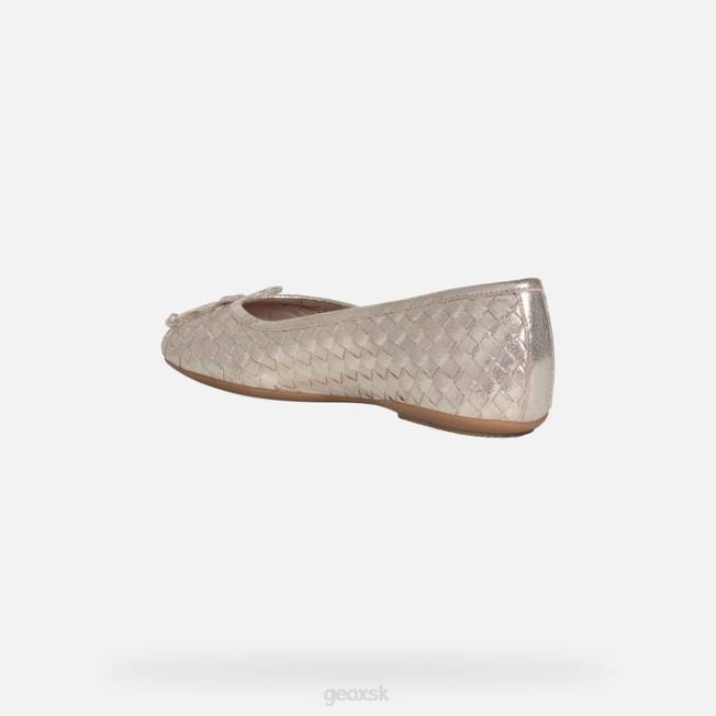 8ZHJ512 zlato Geox palmaria žena