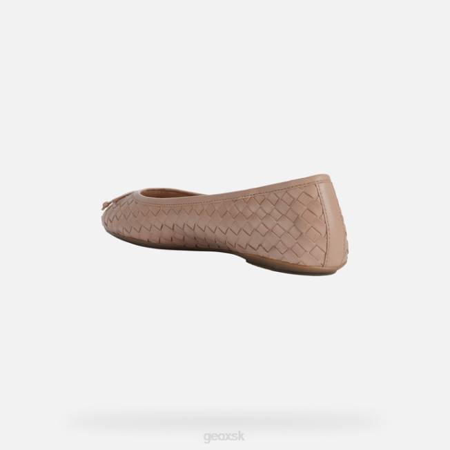 8ZHJ525 tmavá koža Geox palmaria žena