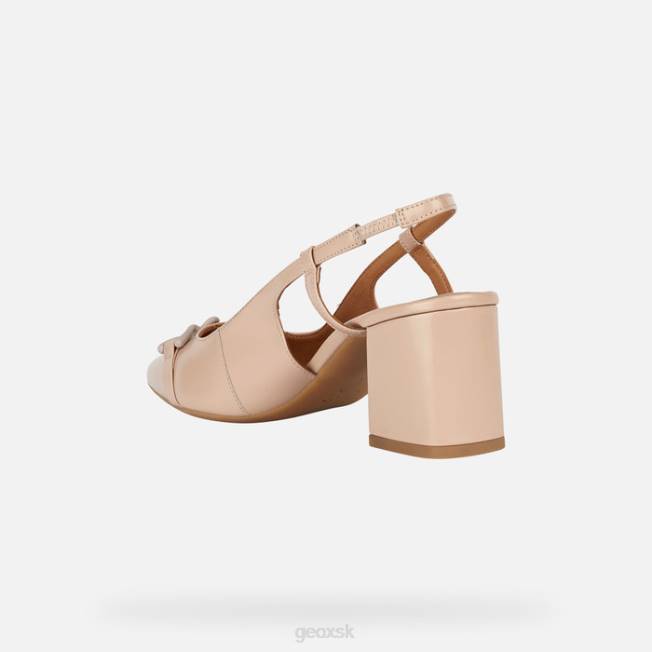 8ZHJ327 nahá Geox bigliana žena