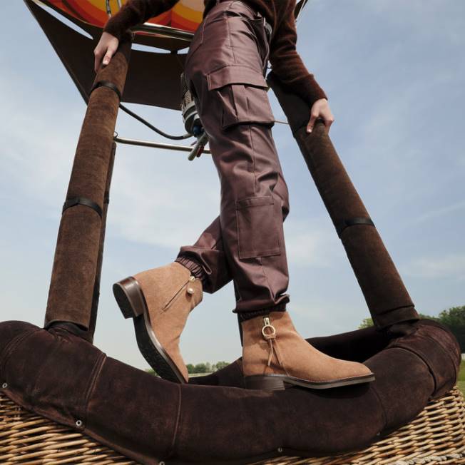 8ZHJ247 karamel Geox larysse žena