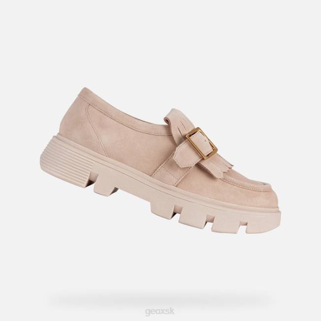 8ZHJ270 nahá Geox divoká žena