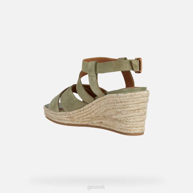 8ZHJ131 pistácie Geox panareánska žena