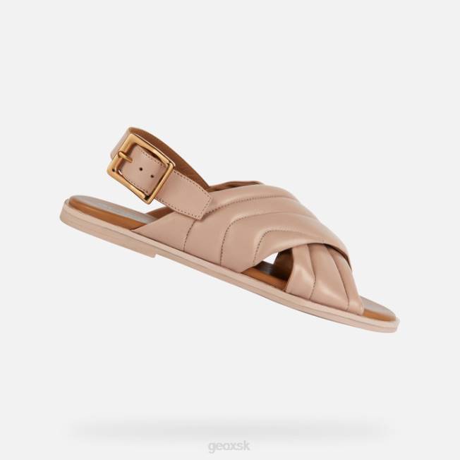 8ZHJ135 nahá Geox naileen žena