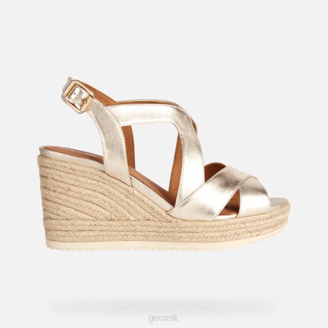 8ZHJ158 svetlo zlatá Geox ponza žena