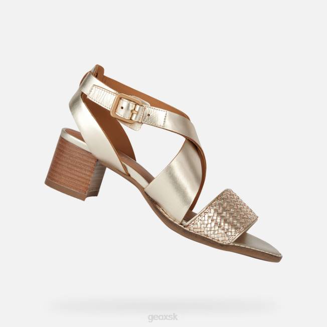 8ZHJ159 svetlo zlatá Geox pôvabná stredná žena