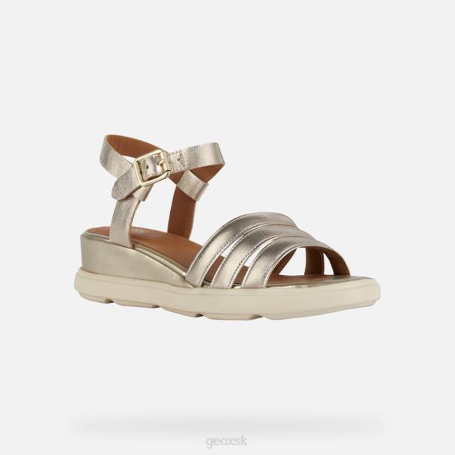 8ZHJ188 svetlo zlatá Geox žena z pisa