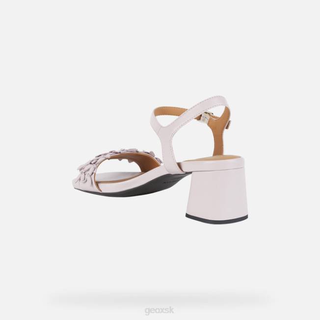 8ZHJ422 starožitná ruža Geox genziana stredná žena