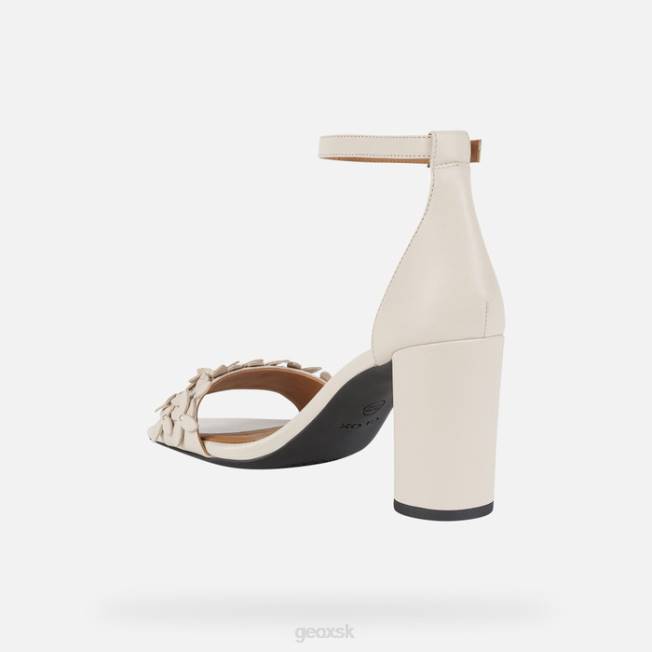 8ZHJ499 krém Geox eraklia vysoká žena