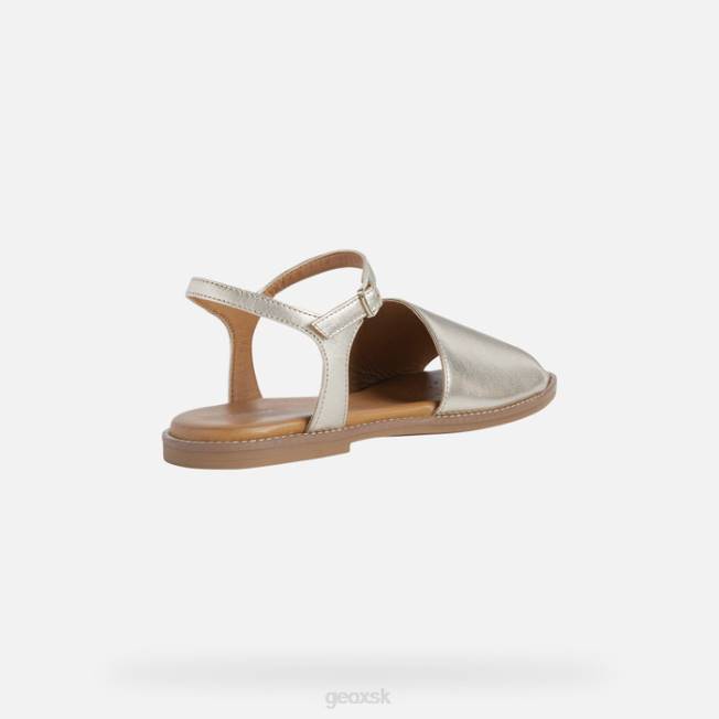 8ZHJ578 svetlo zlatá Geox naileen žena