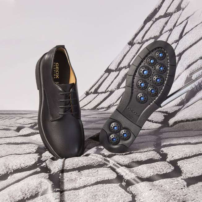 8ZHJ97 čierna Geox spherica ec1 žena