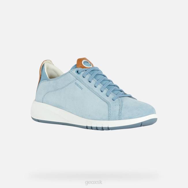 8ZHJ104 svetlá obloha/ťava Geox aerantis žena