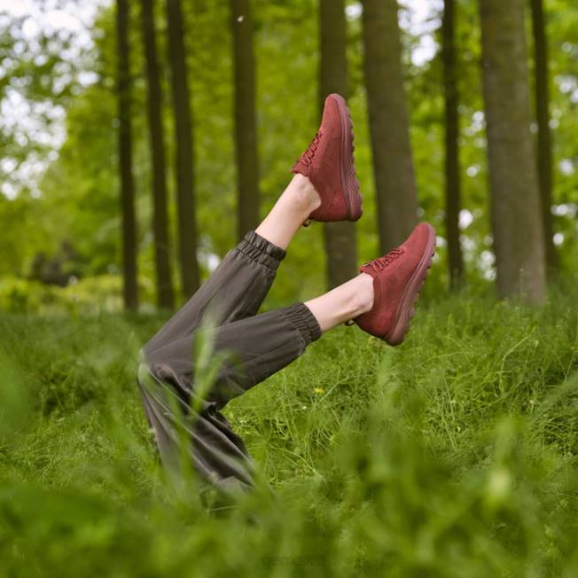 8ZHJ155 mahagón Geox sférická žena