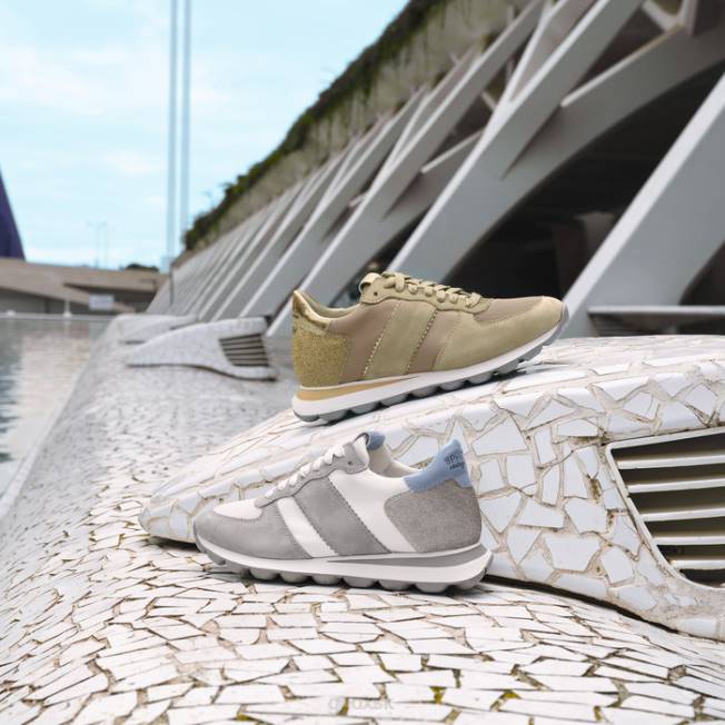 8ZHJ1657 svetlo šedá/biela Geox spherica vseries žena