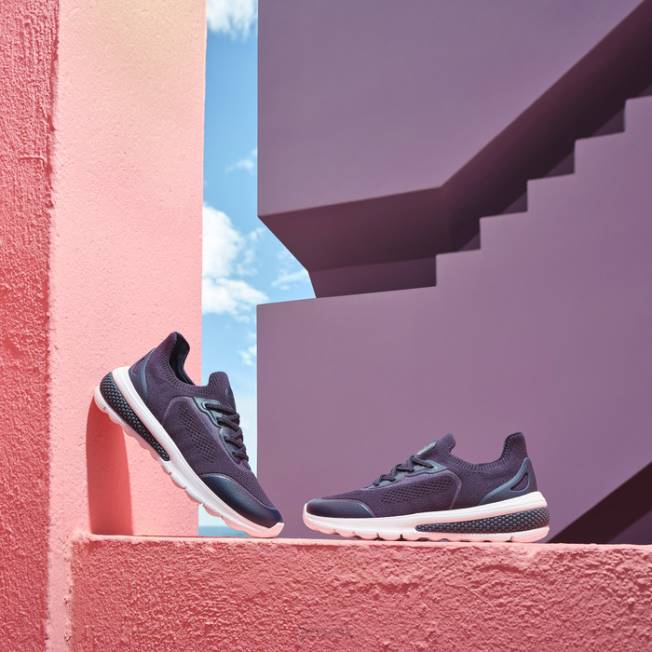 8ZHJ1690 námorníctvo Geox žena spherica actif