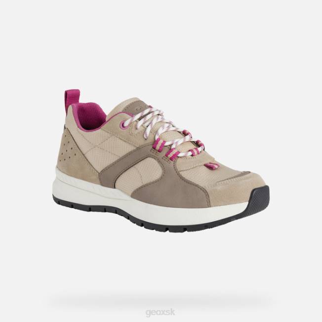 8ZHJ569 svetlo šedohnedé Geox braies žena